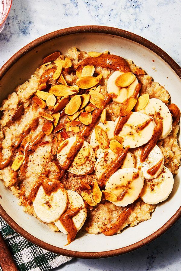 Боливийская каша из ячменя с бадемами: източник на растителен протеин сутрин